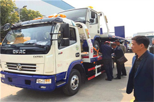 新蔡汽车道路救援拖车价格